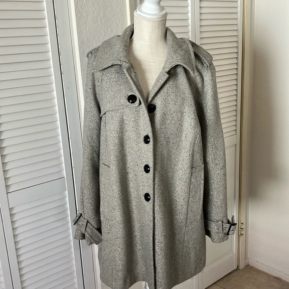 Worthington Peacoat in grey with metallic‎ threads size 1X no stains fully lined - Picture 1 of 7